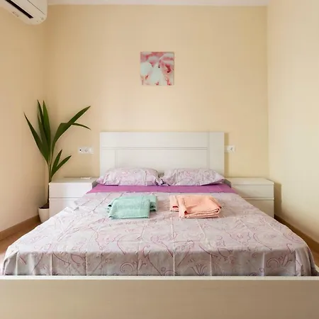 Flamingo Apartment *