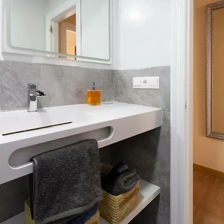Flamingo Apartment