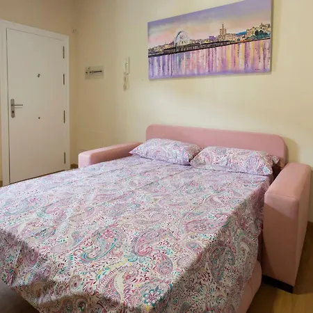 Flamingo Apartment *